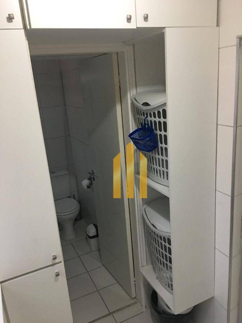 Apartamento à venda com 2 quartos, 70m² - Foto 18