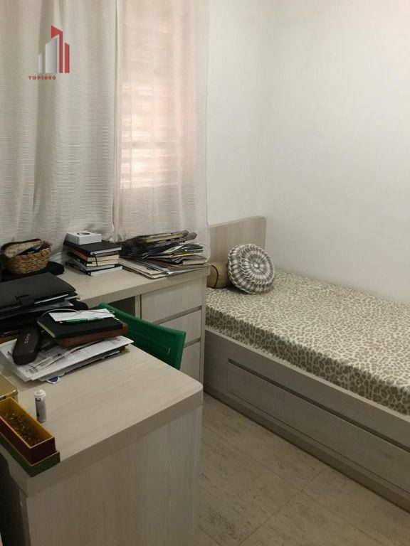 Casa à venda com 3 quartos, 80m² - Foto 17