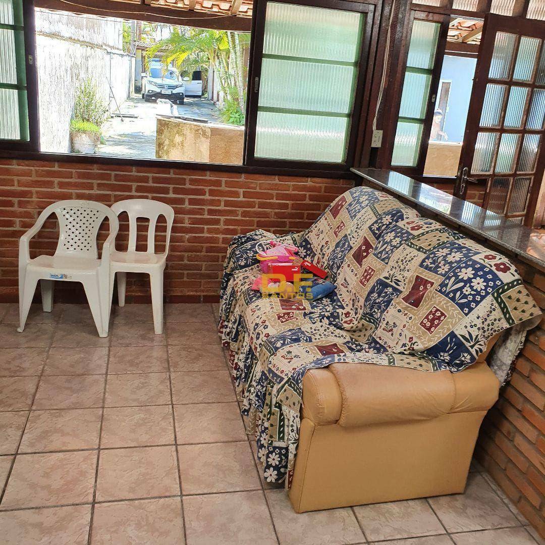 Casa à venda com 3 quartos, 200m² - Foto 4