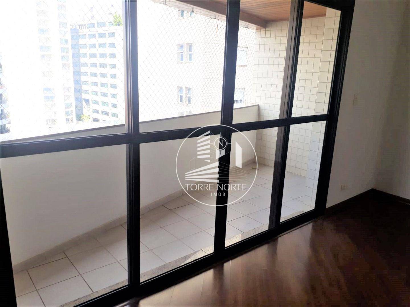 Apartamento para alugar com 4 quartos, 143m² - Foto 3