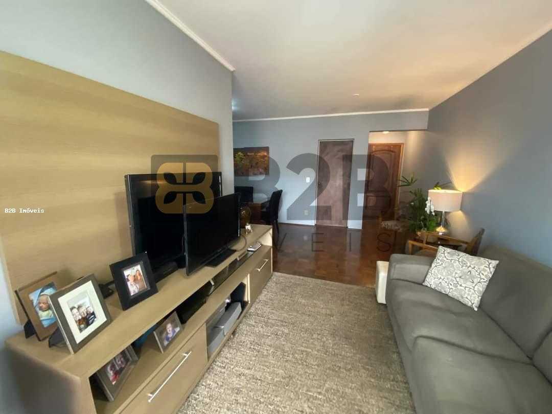 Apartamento à venda com 3 quartos, 128m² - Foto 3