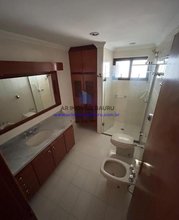 Apartamento à venda com 4 quartos, 189m² - Foto 11