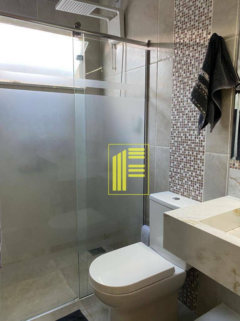 Casa à venda e aluguel com 2 quartos, 120m² - Foto 18