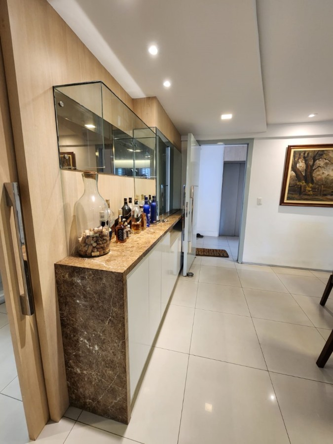 Apartamento à venda com 3 quartos, 170m² - Foto 3