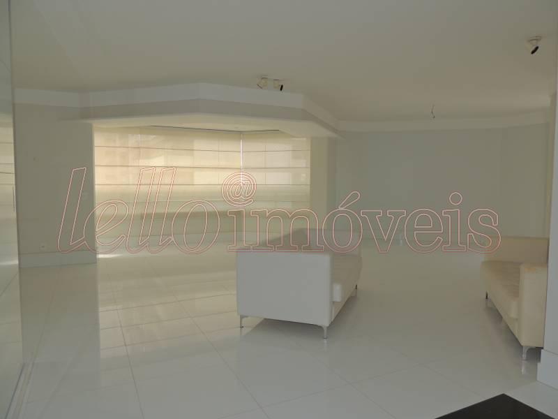 Apartamento à venda com 3 quartos, 208m² - Foto 3