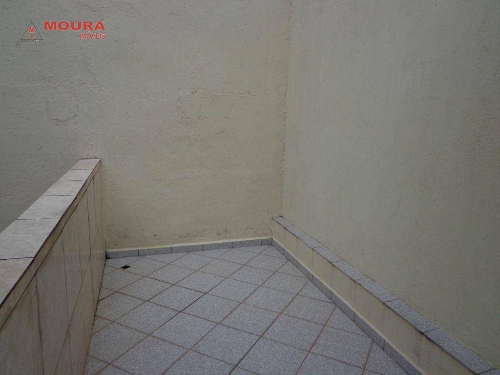 Sobrado à venda com 2 quartos, 120m² - Foto 13