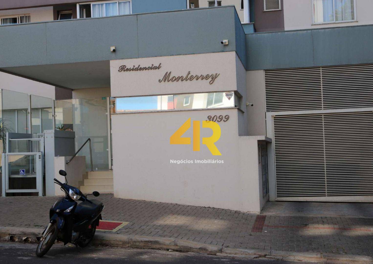 Apartamento à venda com 2 quartos, 81m² - Foto 1