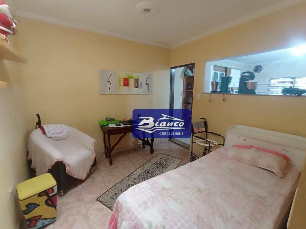 Casa à venda com 2 quartos, 150m² - Foto 12