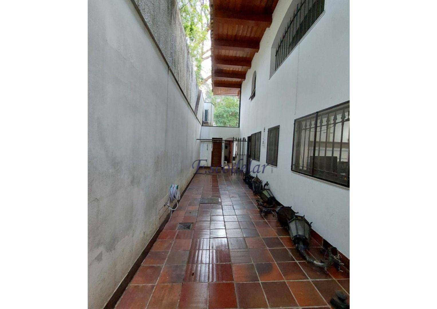 Casa para alugar com 4 quartos, 745m² - Foto 22