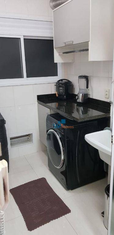 Apartamento à venda com 2 quartos, 65m² - Foto 7