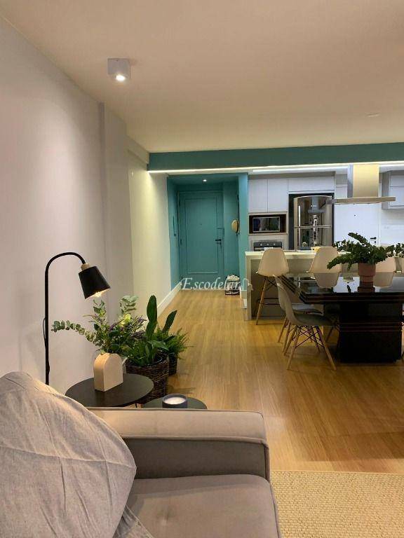 Apartamento à venda com 3 quartos, 136m² - Foto 6