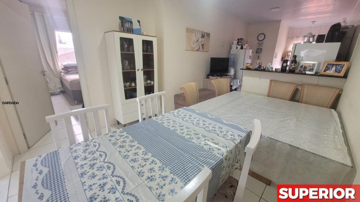 Casa à venda com 6 quartos, 160m² - Foto 6