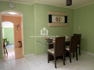 Casa à venda com 3 quartos, 155m² - Foto 2