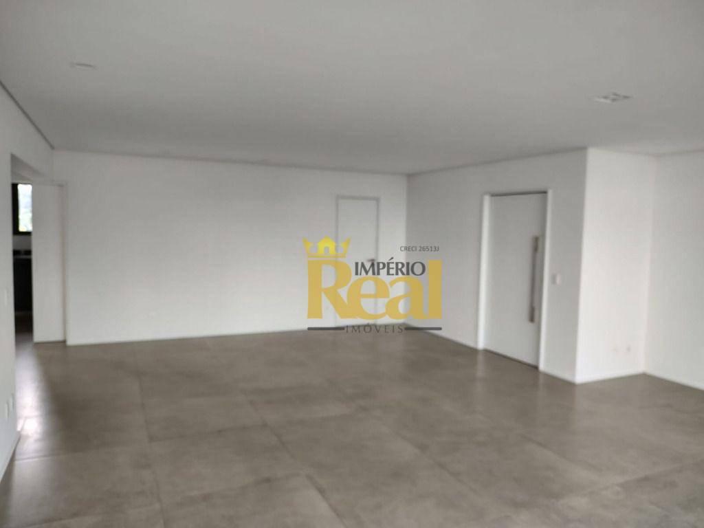 Apartamento à venda com 3 quartos, 187m² - Foto 7