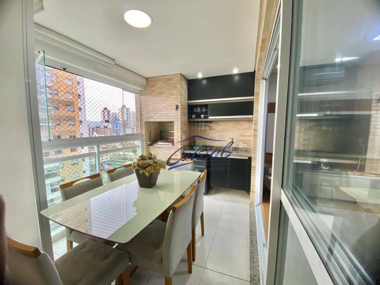 Apartamento à venda com 2 quartos, 77m² - Foto 8