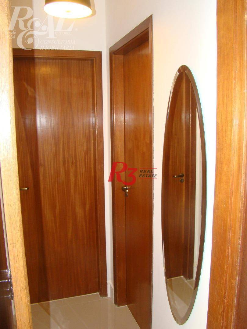 Apartamento à venda com 2 quartos, 66m² - Foto 2