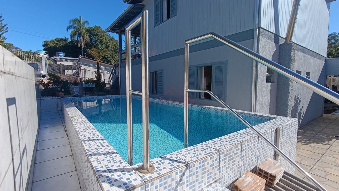 Casa à venda com 3 quartos, 360m² - Foto 32