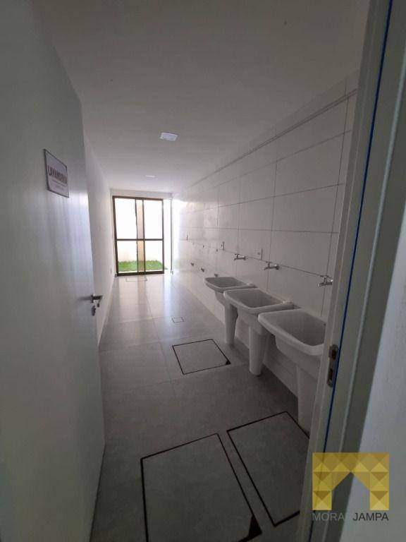 Apartamento à venda com 2 quartos, 45m² - Foto 15