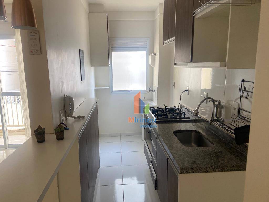 Apartamento para alugar com 2 quartos, 56m² - Foto 5