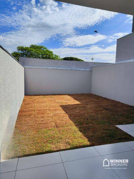 Casa à venda com 2 quartos, 67m² - Foto 8