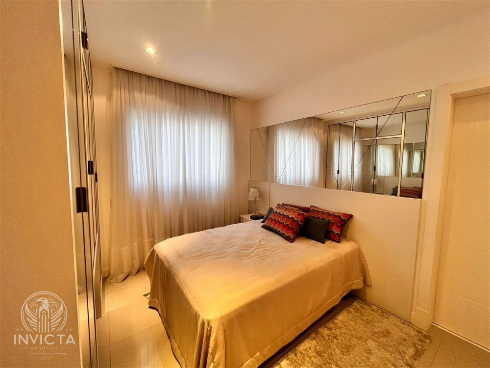 Apartamento à venda com 3 quartos, 128m² - Foto 11