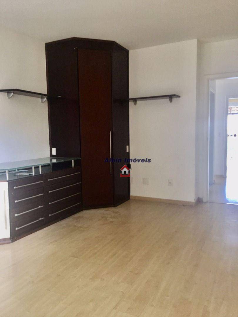 Casa à venda com 4 quartos, 700M2 - Foto 18