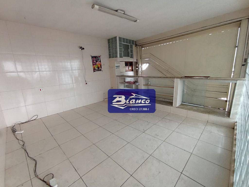 Casa para alugar com 3 quartos, 350m² - Foto 7