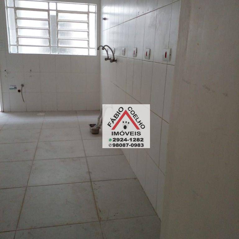 Casa à venda com 3 quartos, 280m² - Foto 18