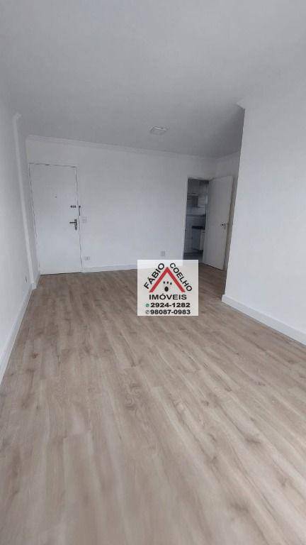 Apartamento à venda com 2 quartos, 71m² - Foto 2