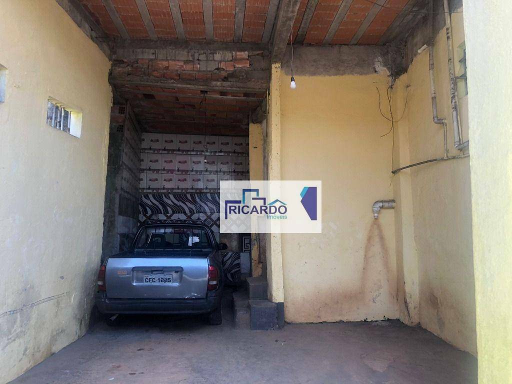 Casa à venda com 5 quartos, 350m² - Foto 3