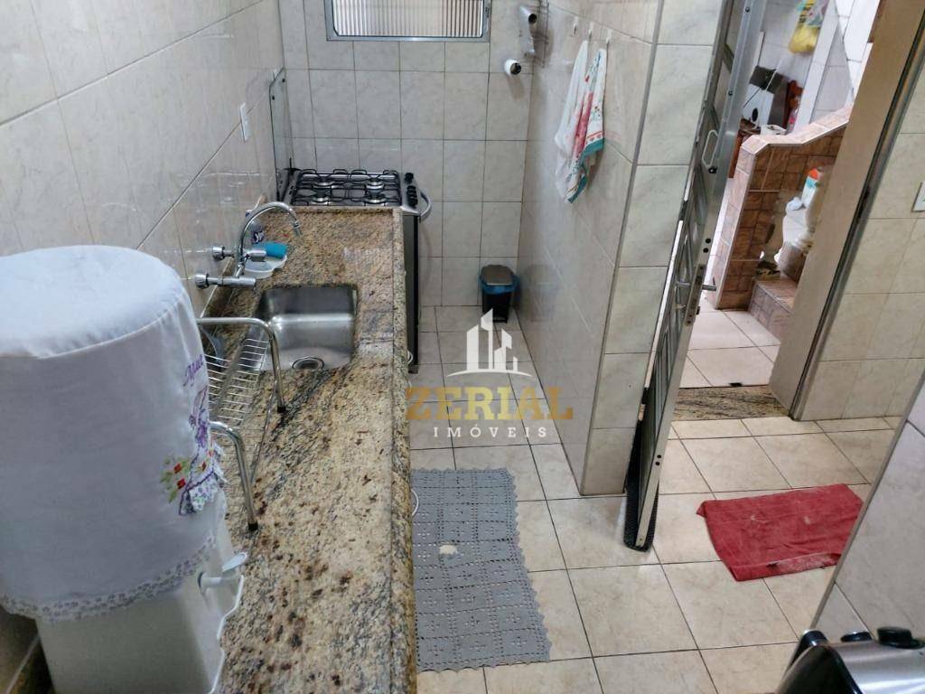 Sobrado à venda com 2 quartos, 145m² - Foto 3