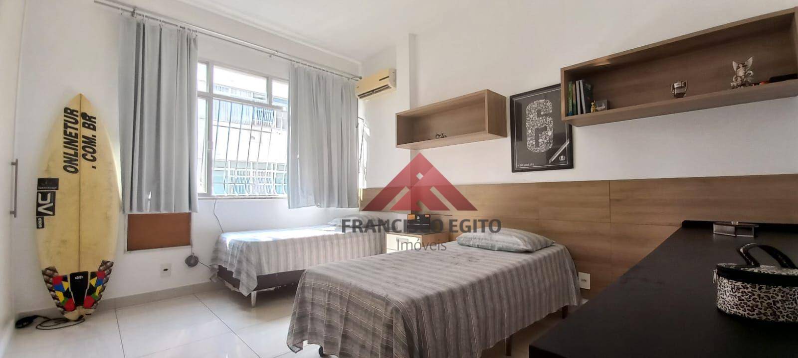 Apartamento à venda com 3 quartos, 180m² - Foto 7