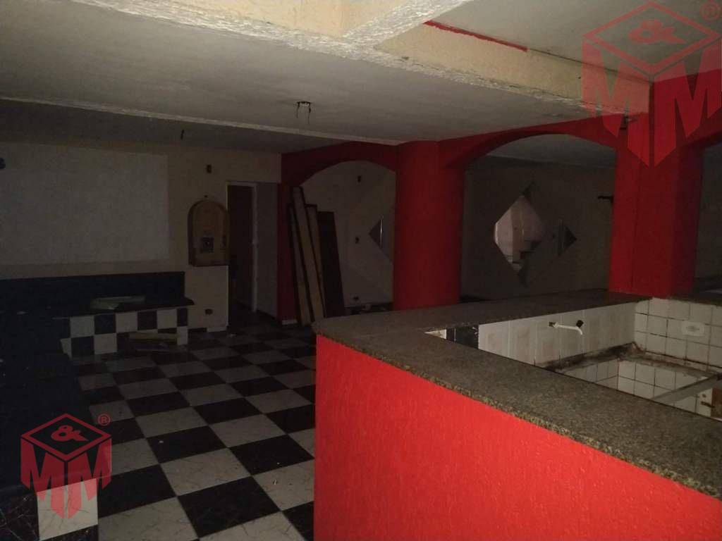 Sobrado à venda com 6 quartos, 254m² - Foto 11