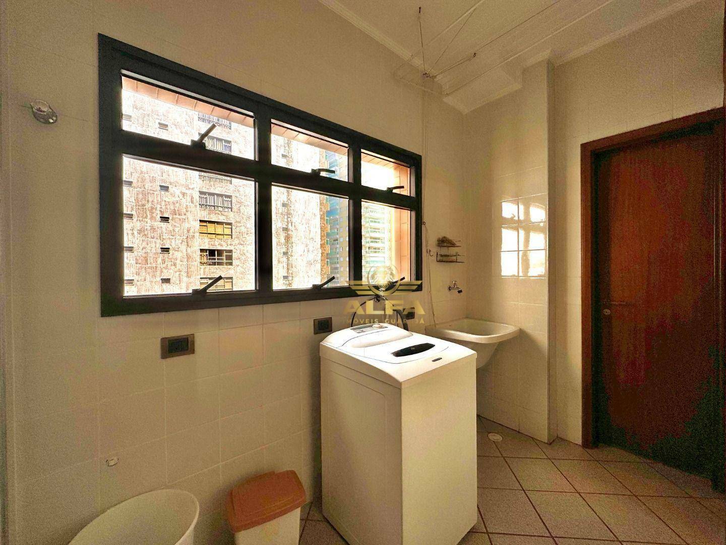 Apartamento à venda com 3 quartos, 140m² - Foto 22