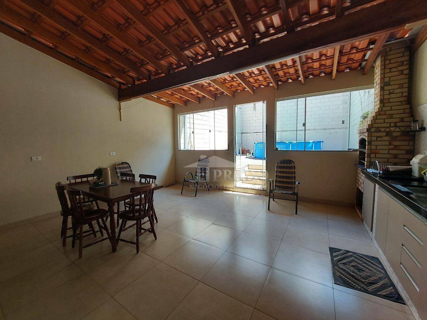 Casa à venda com 2 quartos, 90m² - Foto 14