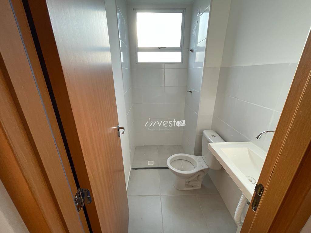 Apartamento à venda com 2 quartos, 42m² - Foto 5