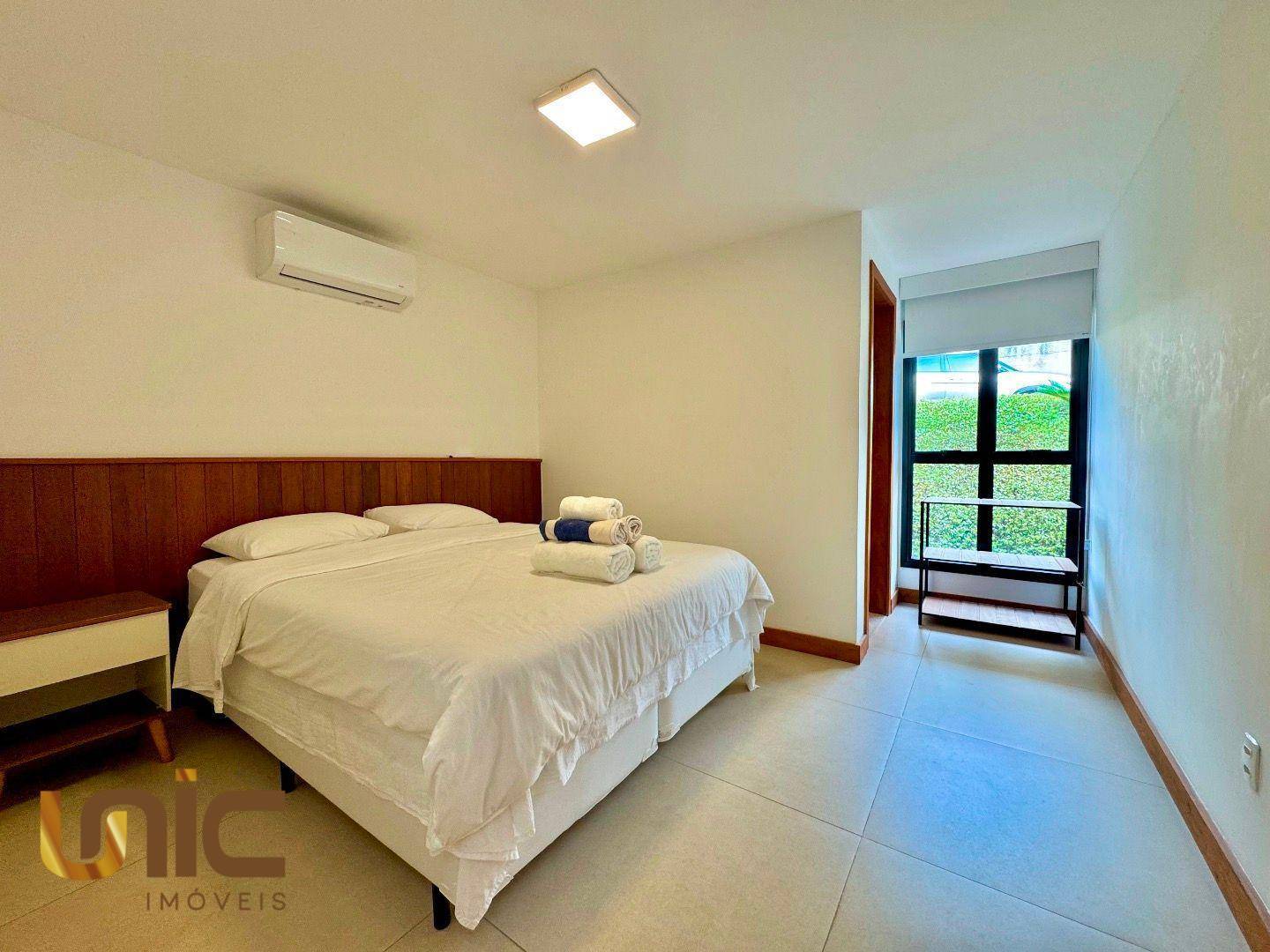 Casa de Condomínio à venda com 4 quartos, 283m² - Foto 17