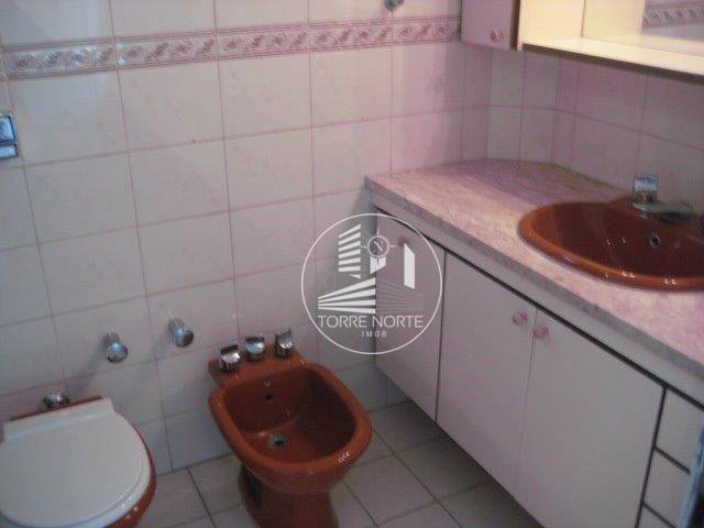 Apartamento à venda com 4 quartos, 208m² - Foto 29