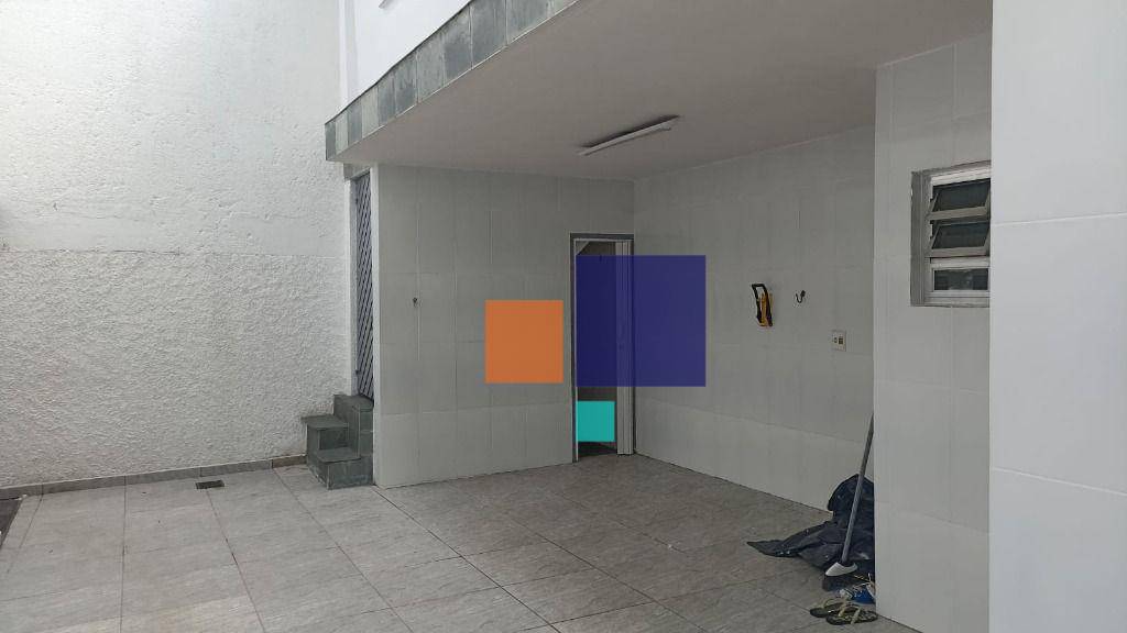 Sobrado para alugar com 3 quartos, 250m² - Foto 13