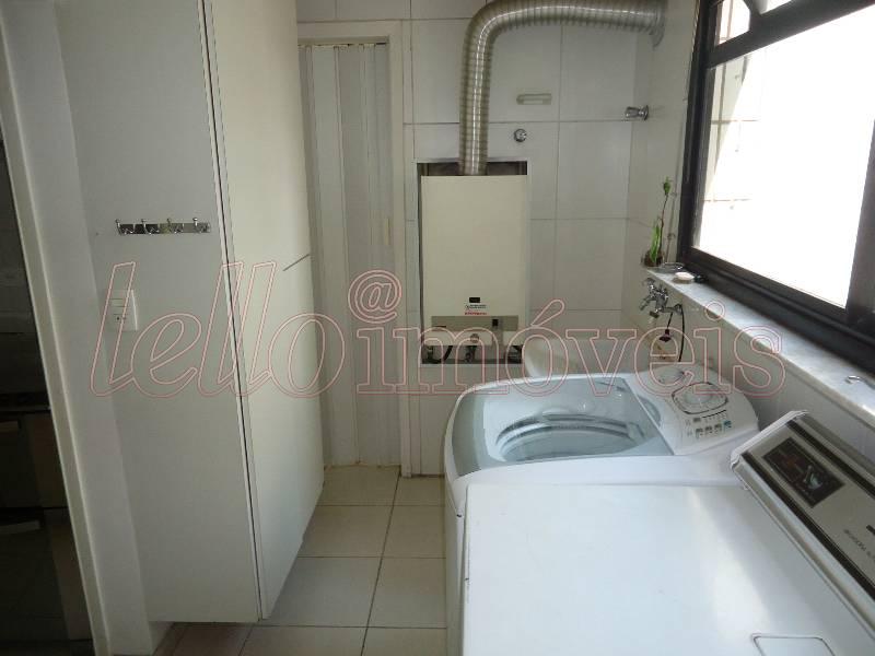 Apartamento para alugar com 3 quartos, 140m² - Foto 13