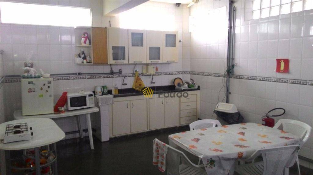 Sobrado à venda e aluguel, 590m² - Foto 23