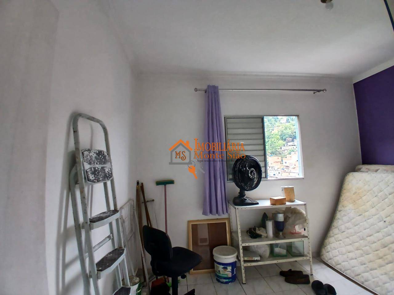 Apartamento à venda com 2 quartos, 65m² - Foto 2