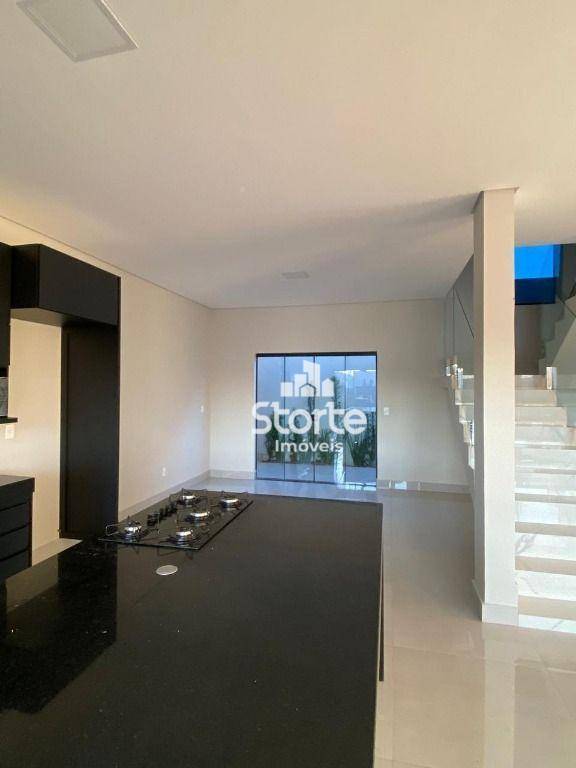 Casa à venda com 4 quartos, 350m² - Foto 5