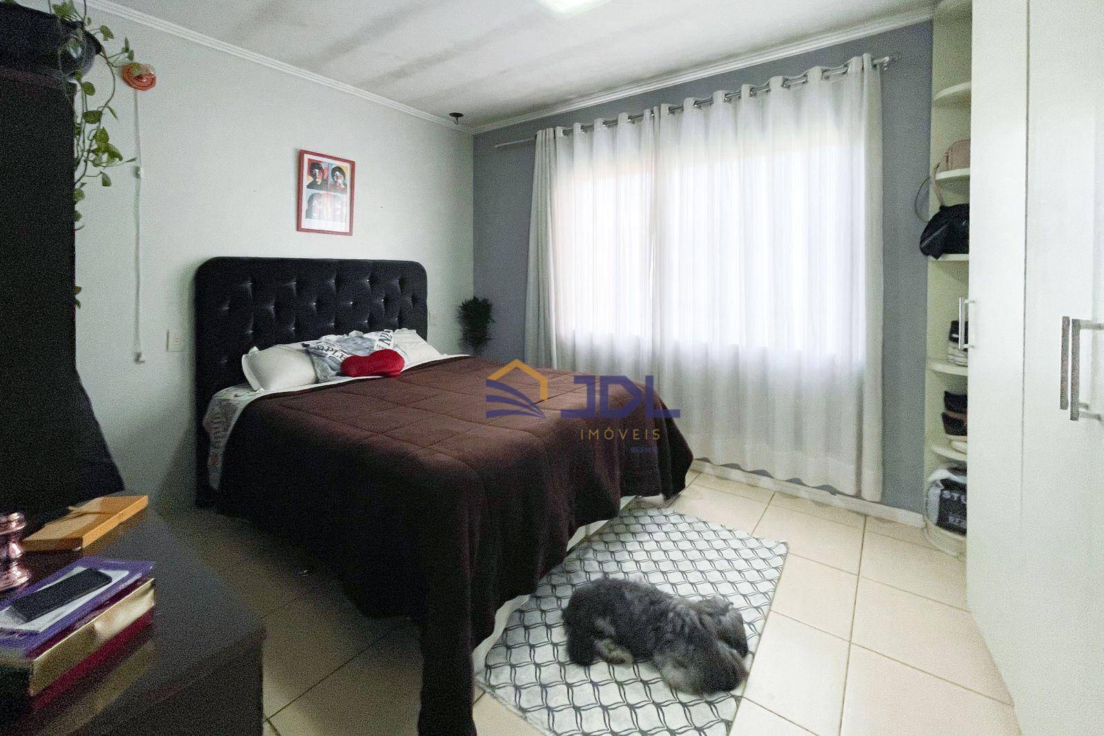 Casa à venda com 3 quartos, 92m² - Foto 13