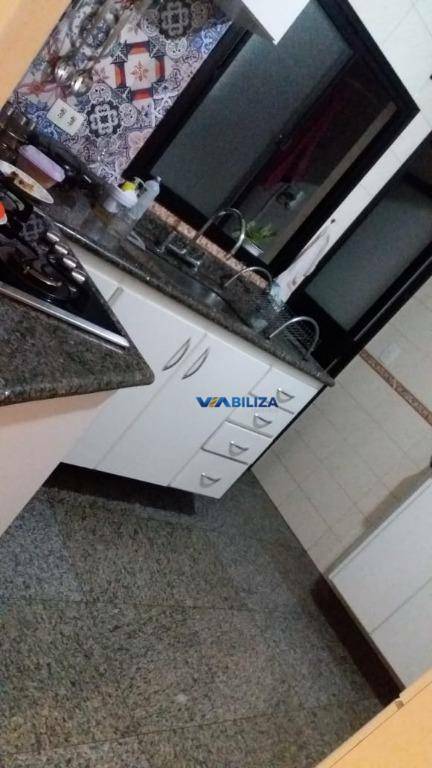 Apartamento à venda com 3 quartos, 86m² - Foto 11