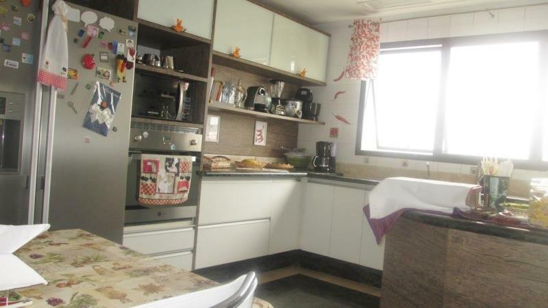 Apartamento à venda com 4 quartos, 247m² - Foto 12