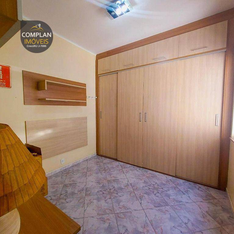 Casa de Condomínio à venda com 3 quartos, 204m² - Foto 7