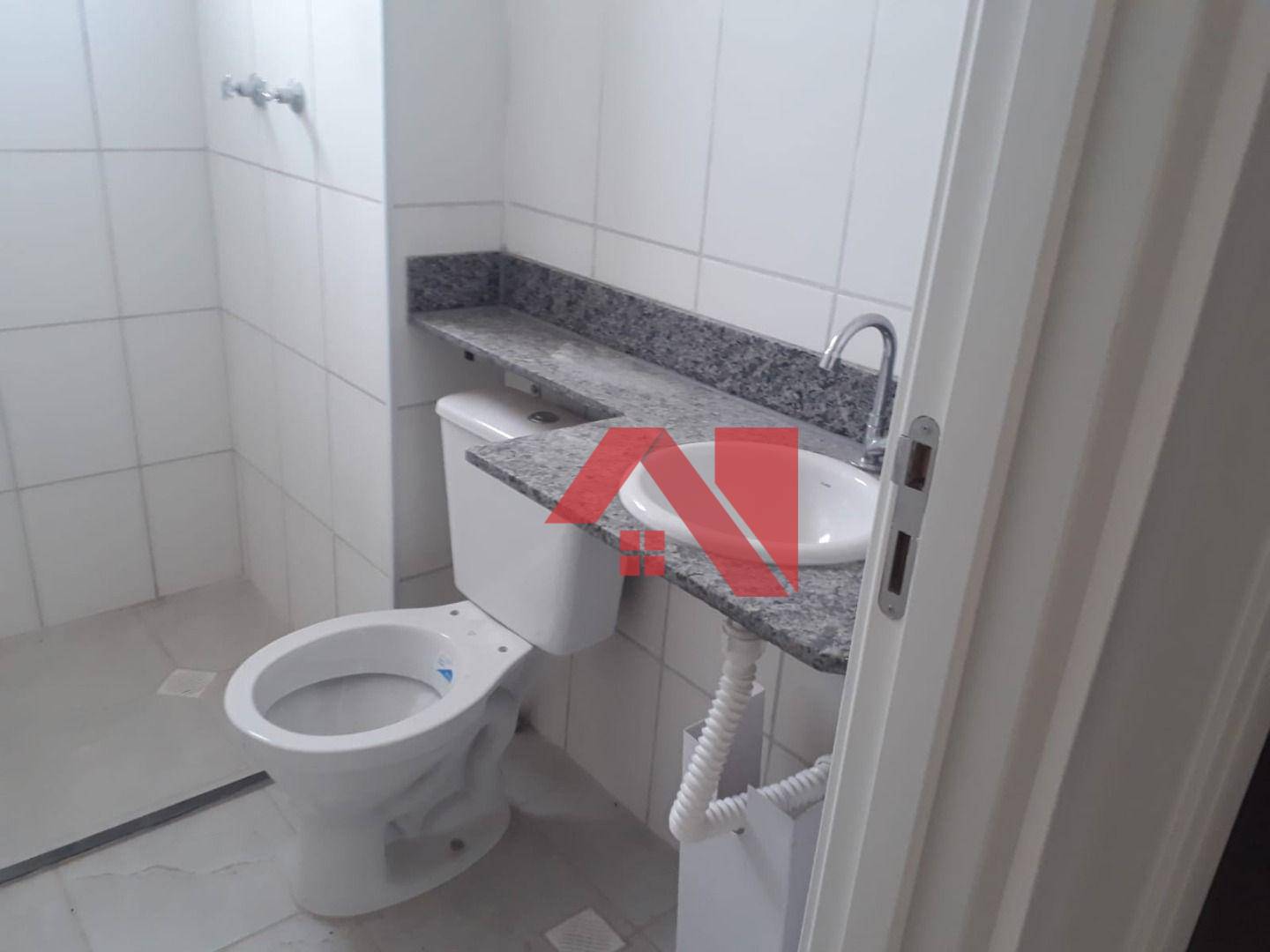 Apartamento à venda com 2 quartos, 40m² - Foto 9