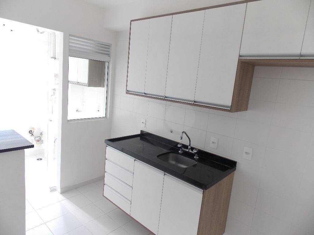 Apartamento para alugar com 2 quartos, 53m² - Foto 9
