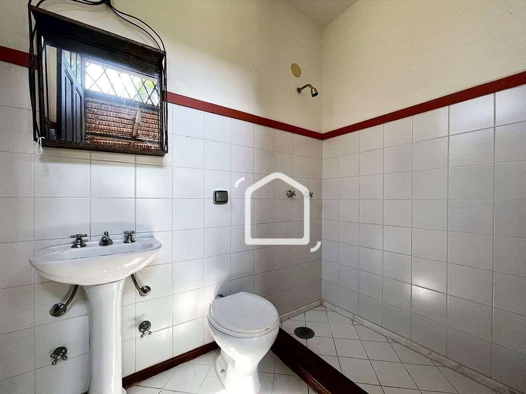 Casa de Condomínio à venda com 4 quartos, 468m² - Foto 49